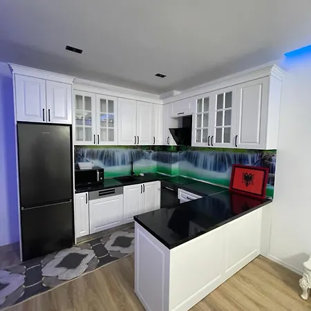 Apartment White Crown *